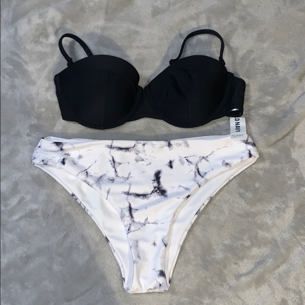 🎀 3/$20 Old navy bathing suit